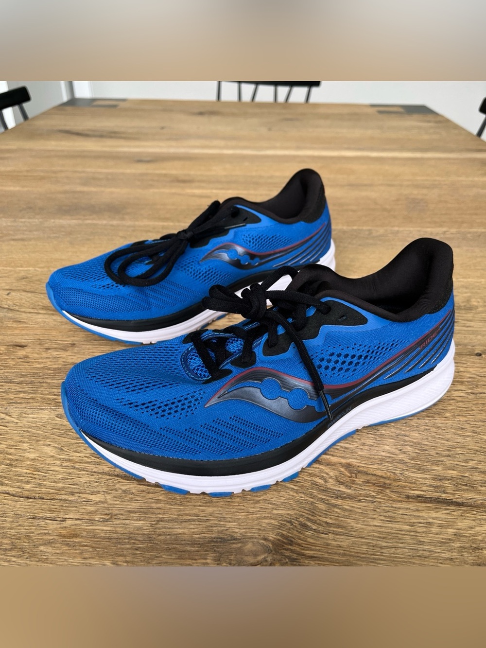 Size 9 Mens SAUCONY RIDE 14  S20650-30 NEW WITHOUT BOX